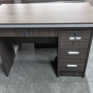 Table de bureau 1m20 taille, Poste de travail
